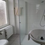 Dusche und Bad Hotel Stückers Wilster NEU