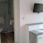 Zimmer renoviert Dusche, Telefon, TV, WLAN, Hotel Stückers Wilster